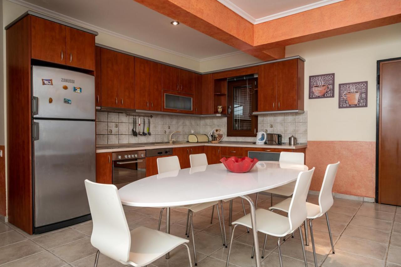 Blue Thea Luxury Villa In Afitos Екстер'єр фото