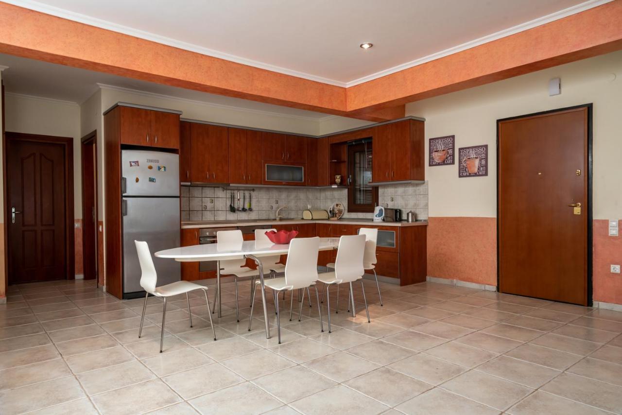 Blue Thea Luxury Villa In Afitos Екстер'єр фото